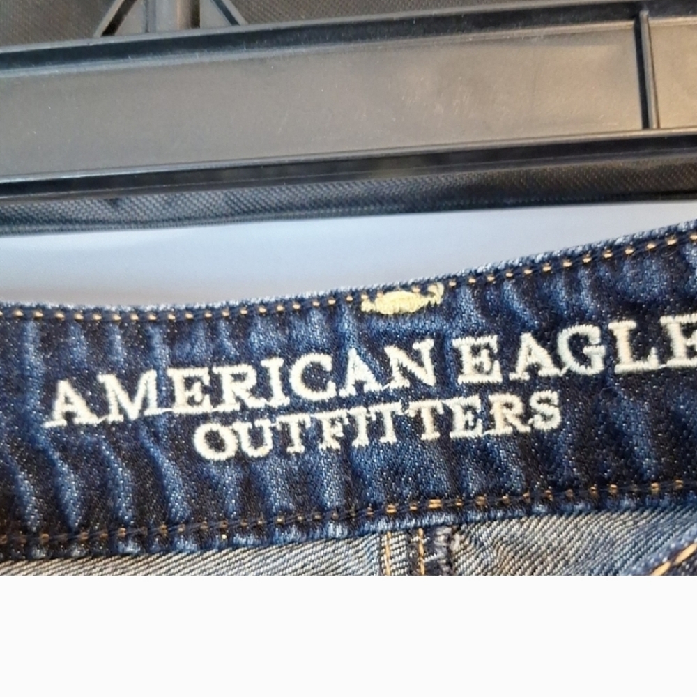 American Eagle Blue Denim Shorts - Picture 2 of 4